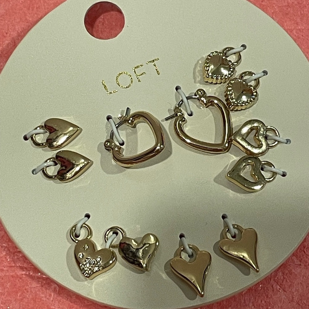👀BUNDLE AND SAVE🥳 LOFT Gold Heart Earring Collection